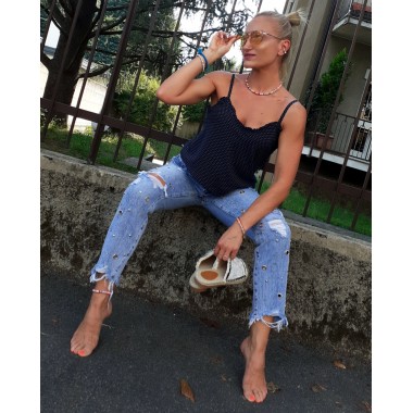 Jeans boy-friend chiaro con strappi |