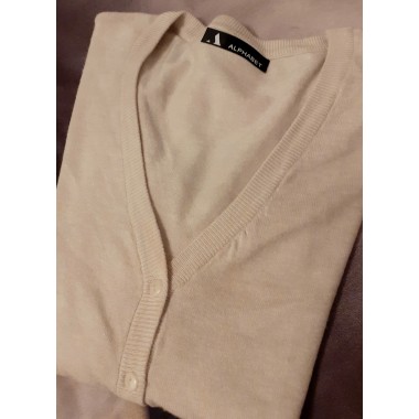 Maglioncino di lana con bottoncini |