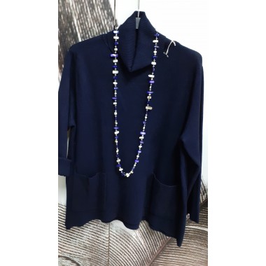 Maxi maglia di lana con collo alto |