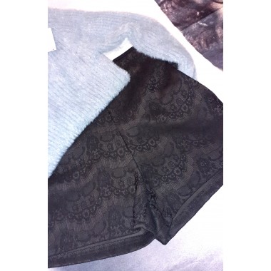 Shorts in tessuto pesante di pizzo |