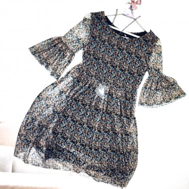 Abito tulle floreale manica a sbuffo |