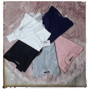 Maglione con maniche trasparenti in