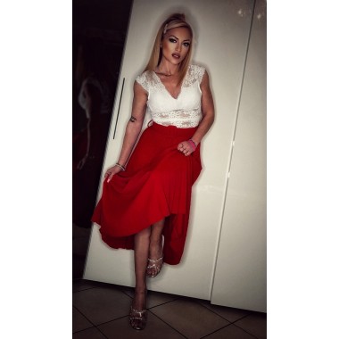 Top di pizzo con coppe imbottite | Selly