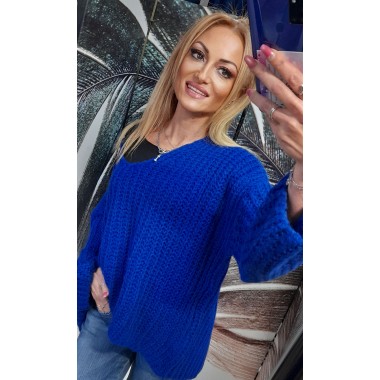 Maglione di lana taglio asimmetrico  |