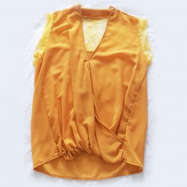 Sottogiacca donna scollo a V e pizzo |