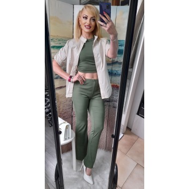 Completo top corto e pantaloni a zampa |