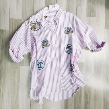 Camicia da donna rigata con pacthwork |