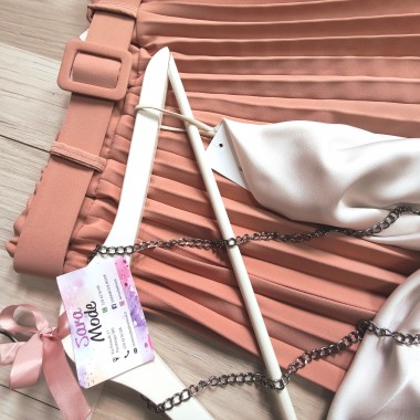 Gonna lunga plissettata con cintura |