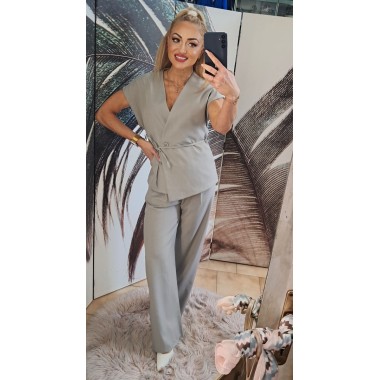 Tailleur con pantaloni e gilet | Susy