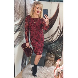 Abito corto aderente...