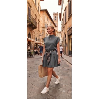Completo gonna e maglia smanicata | Cristine
