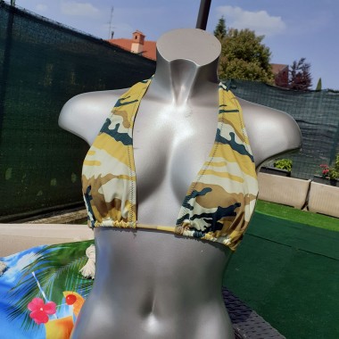 Bikini a triangolo fantasia mimetica |